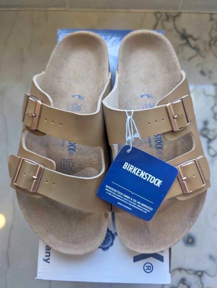 Women's Birkenstock Arizona with Box - Size 10