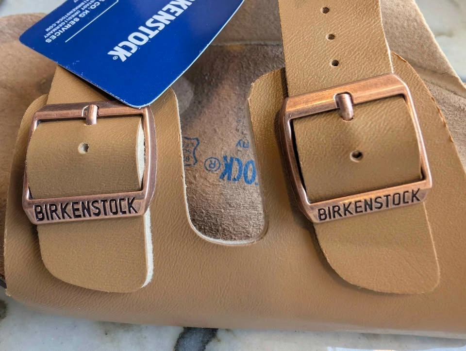 Women's Birkenstock Arizona with Box - Size 10 - photo 3