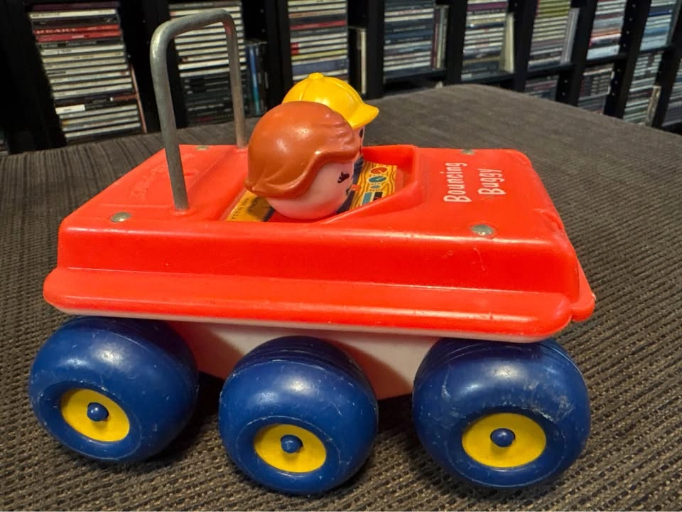 Vintage 1973 Classic Fisher-Price #122 Bouncing Buggy - photo 3