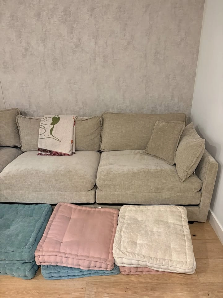 Beige 3-Seat Modular Cloud Couch / Sectional Sofa - photo 4