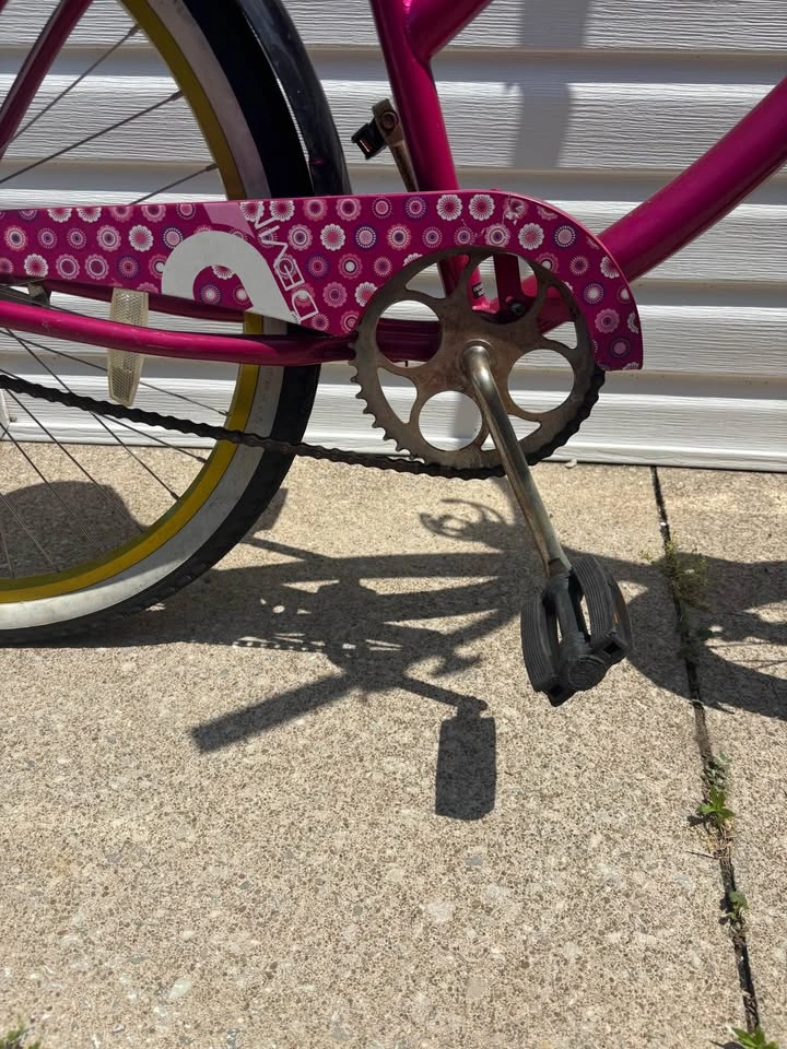 DIAMONDBACK Special Edition Womans Bike - photo 2