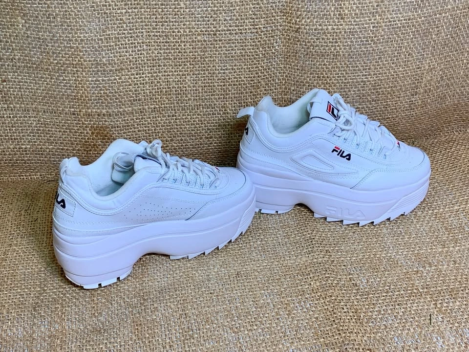 Fila Disruptor 2 Size 8.5 - photo 2
