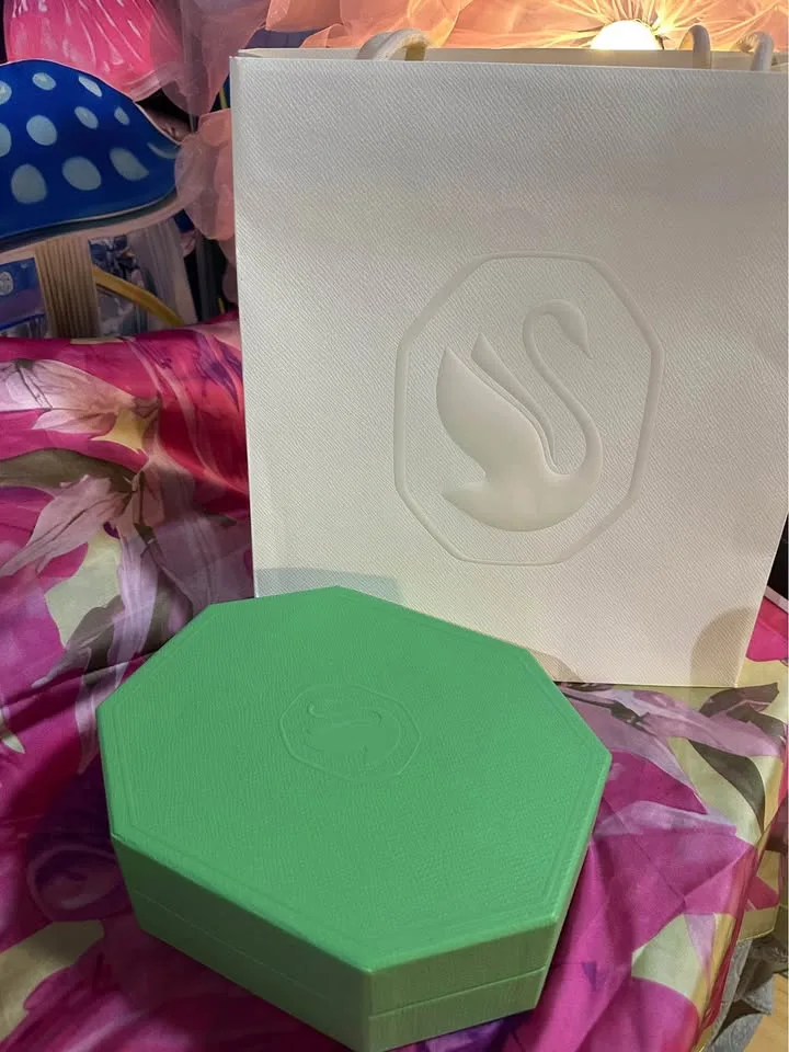 Statement Swarovski Clip-On Earrings | Elegant Glam image indicator(8)