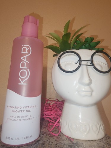 Kopari Hydrating Vitamin C Shower Oil Pink 8.45 Oz