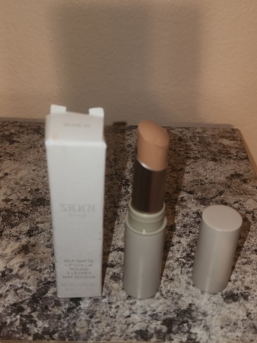 SKKN By Kim Silk Matte Lip Color Nude $29 NEW - photo 3