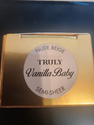 Truly Vanilla Baby Hydrating Lip Gloss 0.44oz Nude Beige NIB - photo 2