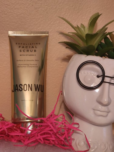 Jason Wu Exfoliating Facial Scrub Vitamin C 3.4 oz.