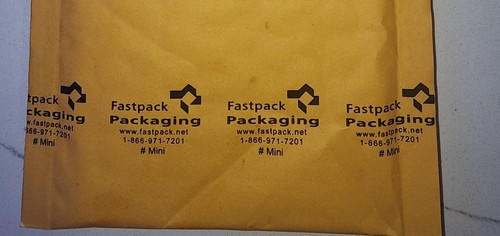 Bubble Mailers 4x5 Padded Shipping Envelopes, Self-Seal, 50-Pack - photo 2