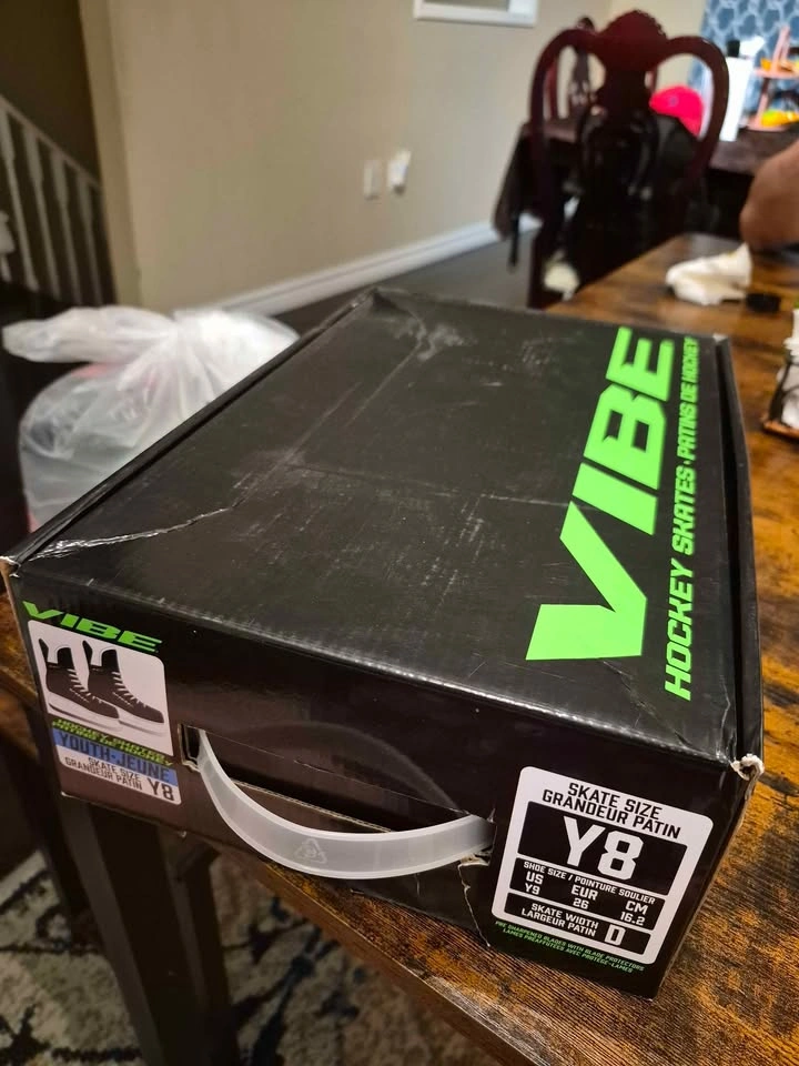 Brand New Vibe Size 8 Kids Hockey Skates - photo 2