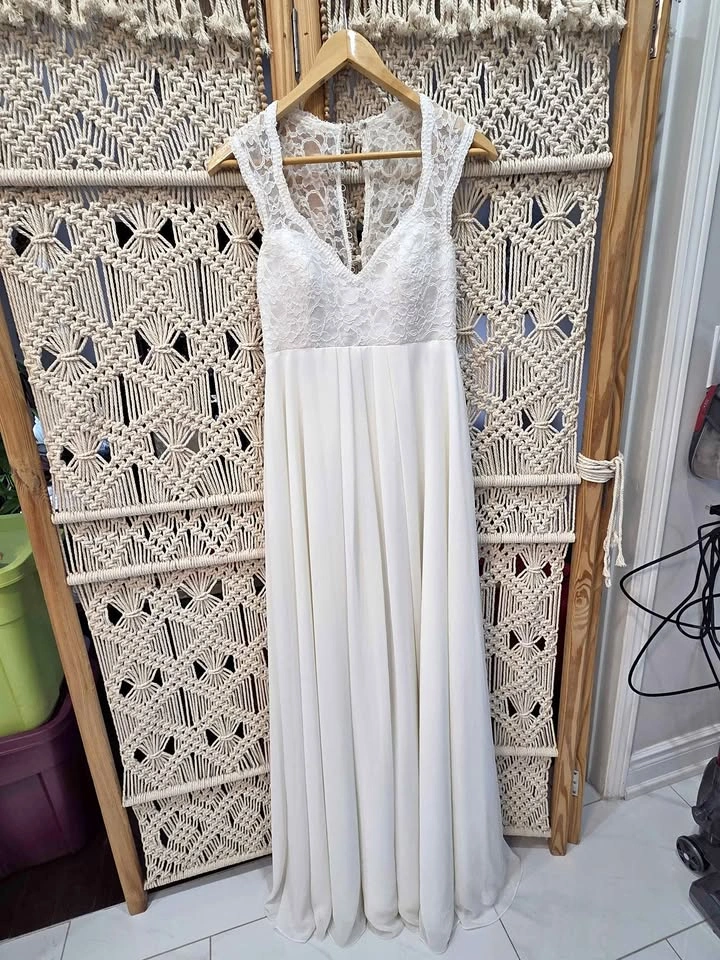 Wedding dress size small