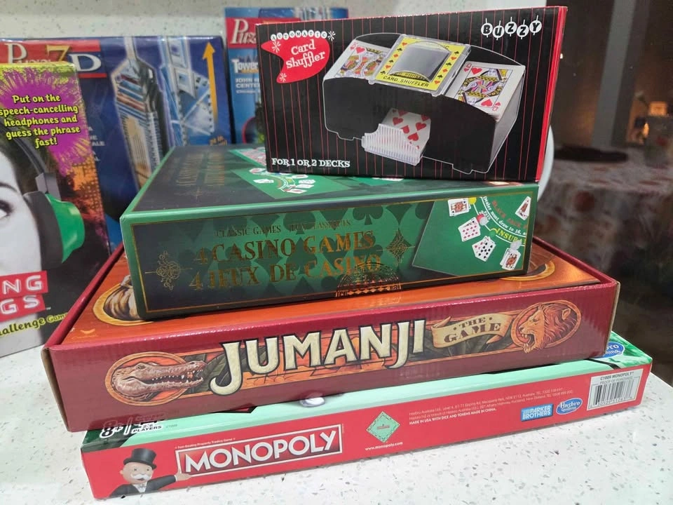 Games & Puzzles - photo 2