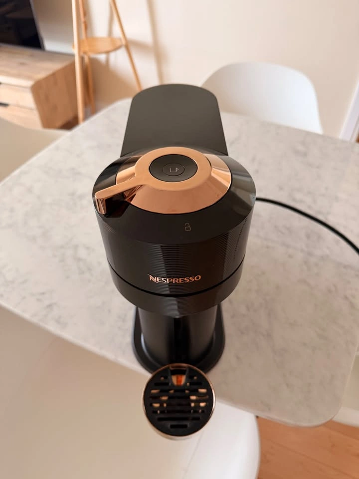 Nespresso Vertuo Next by De'Longhi – Black & Rose Gold - photo 2