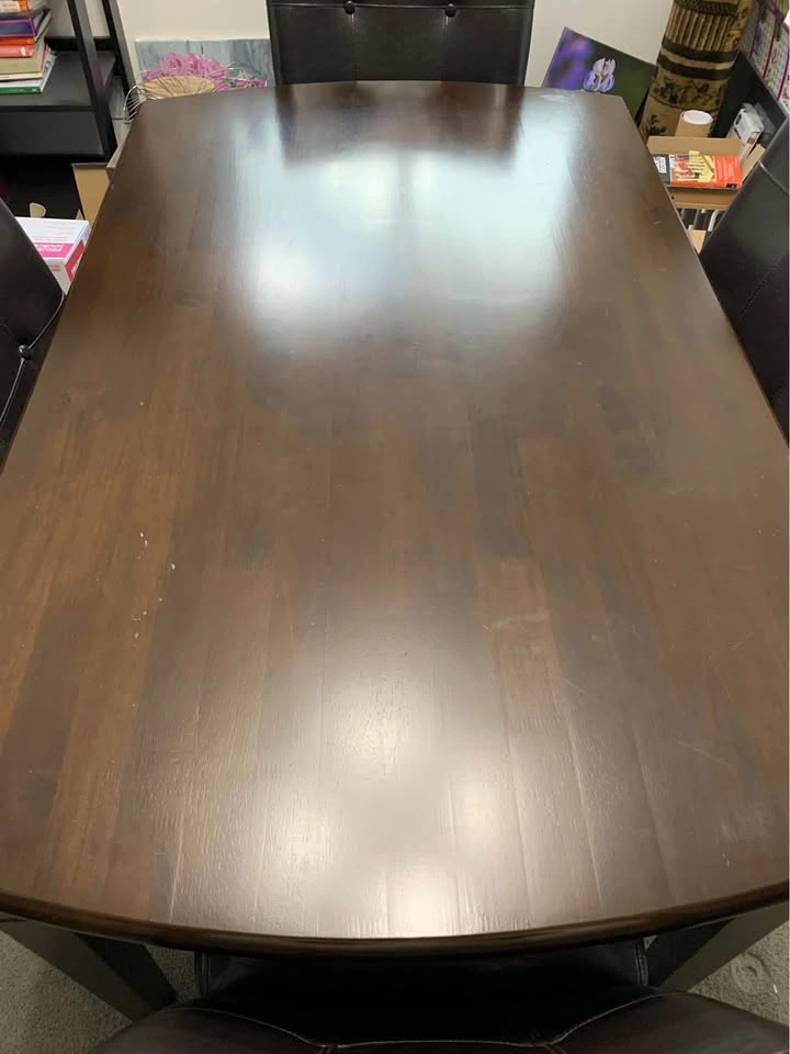 Wood dining table with 4 vinyl chairs - photo 3
