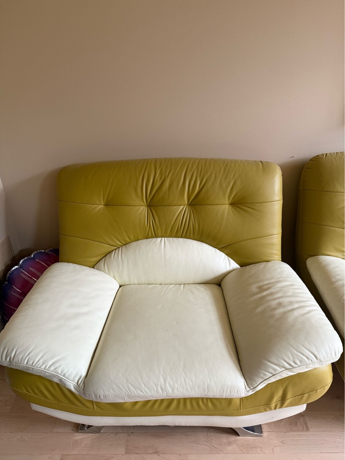 3-Piece Living Room Couch Set: Sofa, Loveseat & Armchair - photo 4