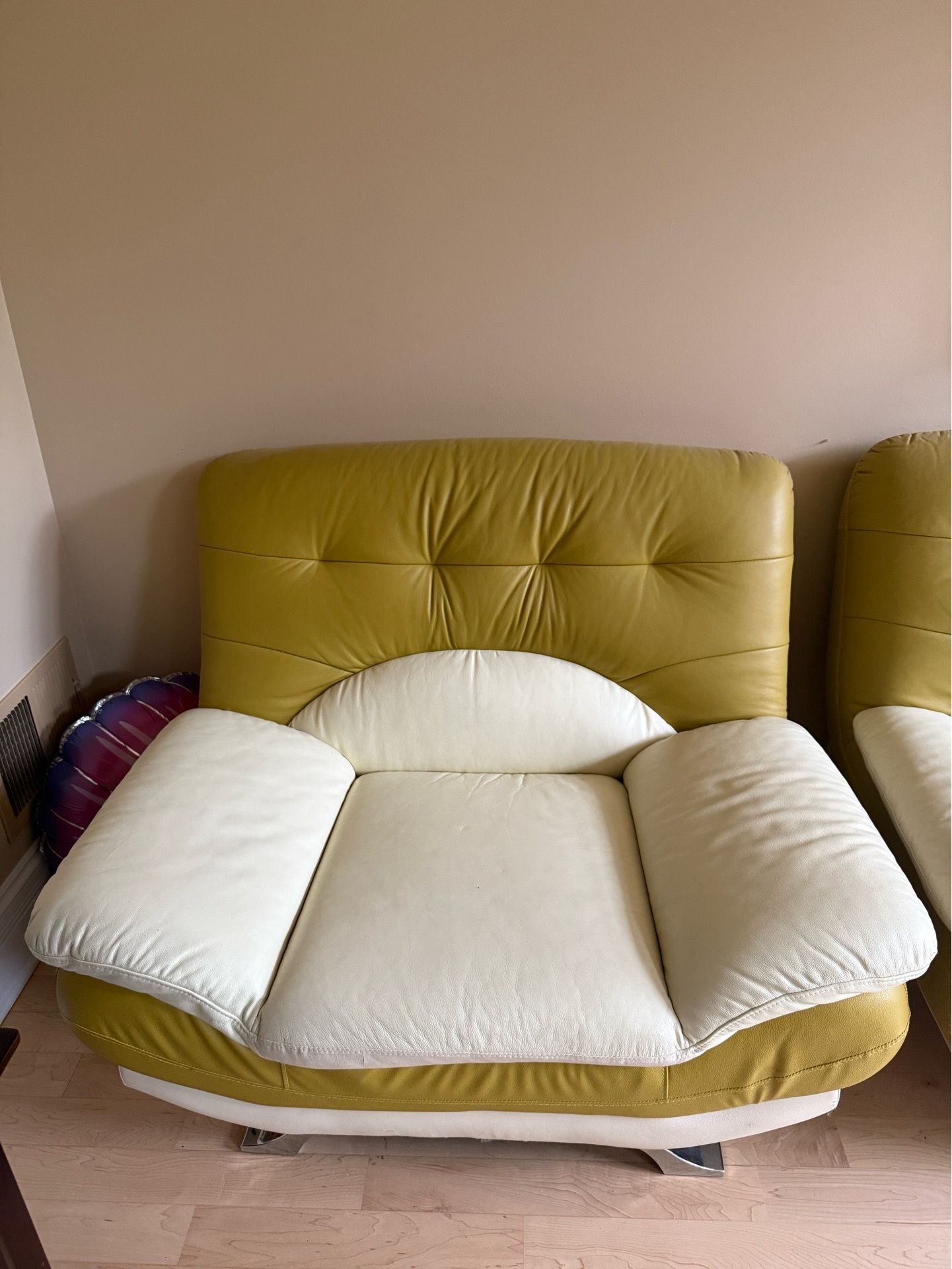 3-Piece Living Room Couch Set: Sofa, Loveseat & Armchair - photo 5