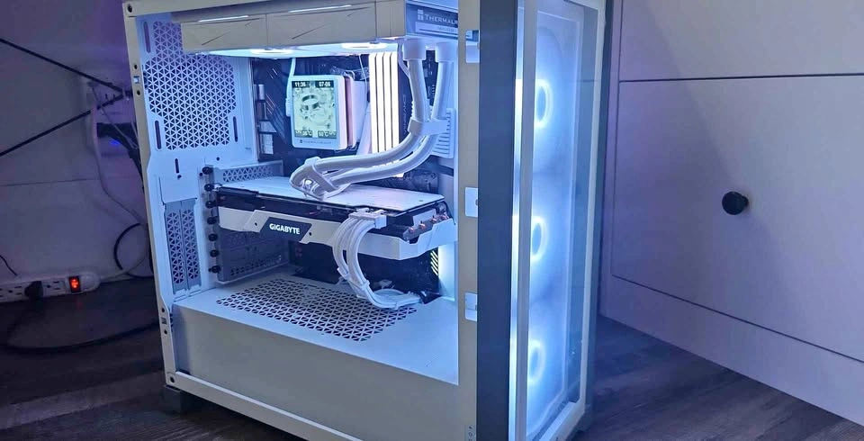 Gaming PC | 7 5700X | 2070 Super | 32GB Ram | 1TB | Windows 11
