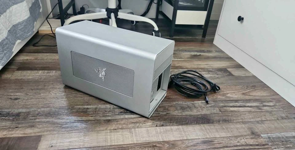 Razer Core X Aluminum External GPU Enclosure (eGPU) - Mercury