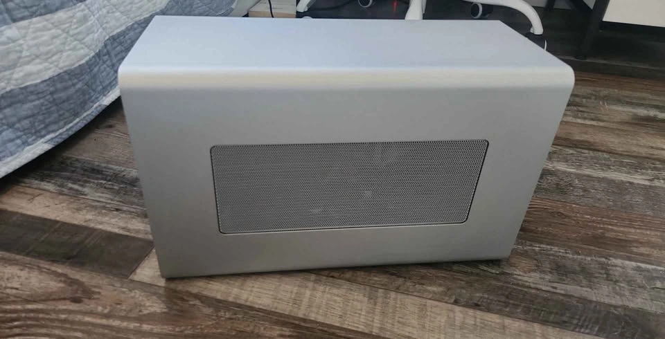 Razer Core X Aluminum External GPU Enclosure (eGPU) - Mercury - photo 5