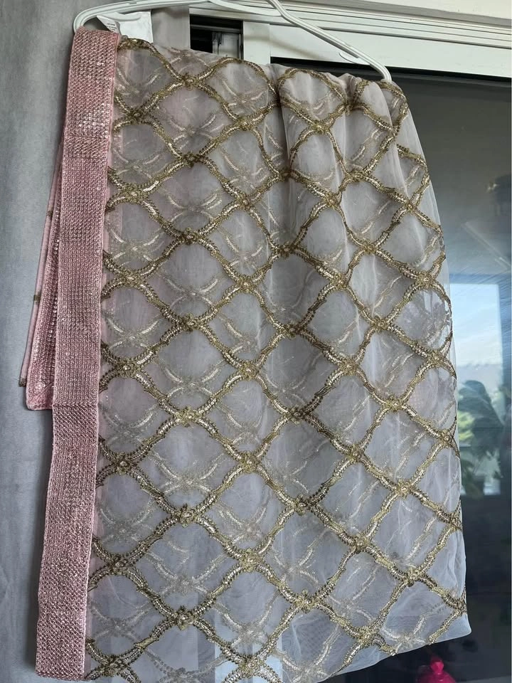 Custom stitch Akbar Aslam lehenga - photo 4