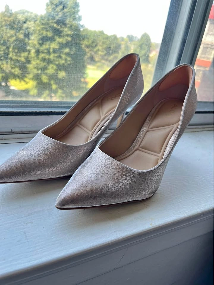 Aldo rose gold heels