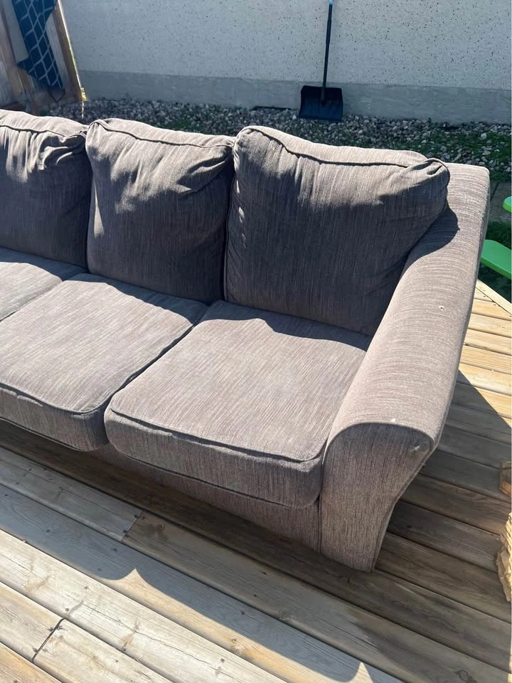 Couch for sale - photo 2