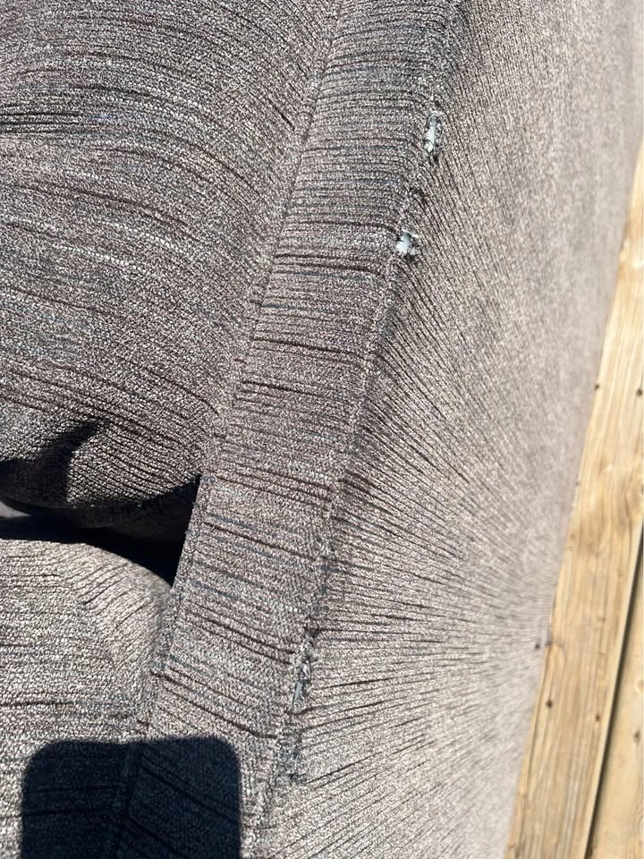 Couch for sale - photo 4