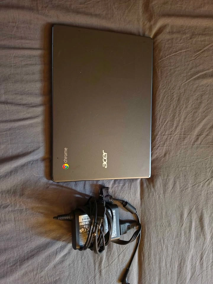 Acer Chromebook (2019) - photo 2