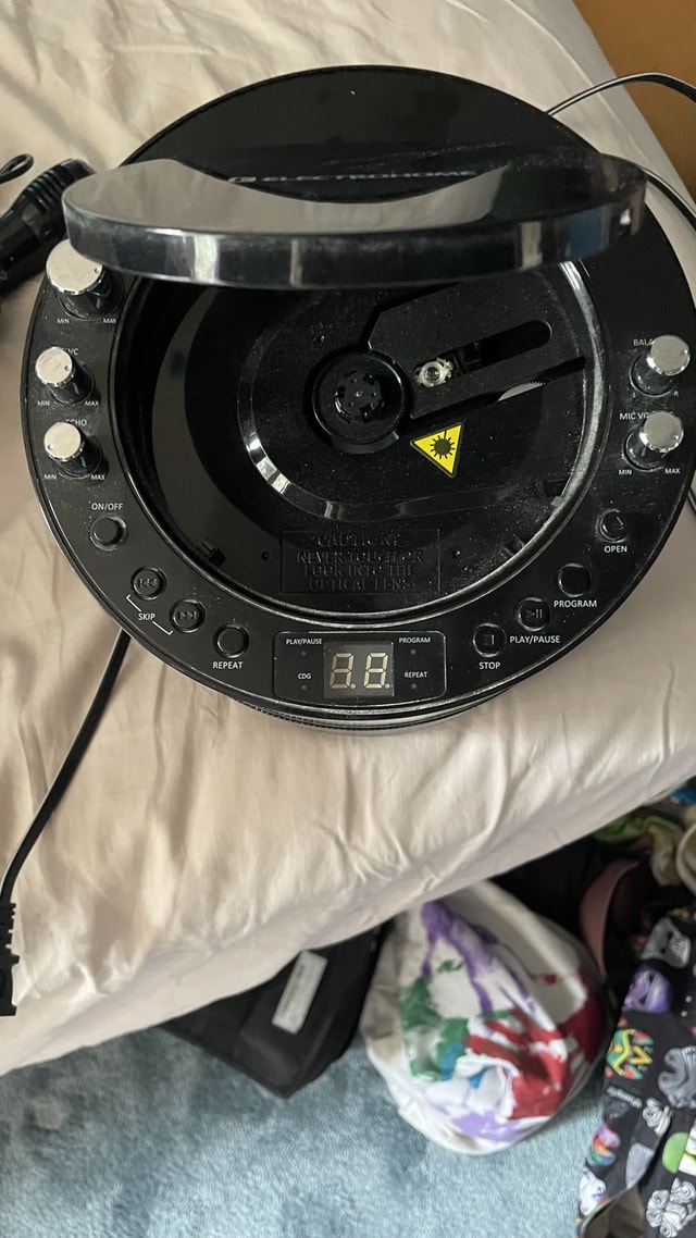 Electrohome Karaoke Machine - photo 3