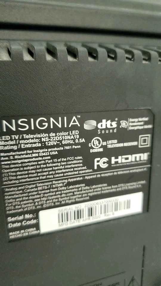 Insignia 22-inch LED TV - no remote - photo 2