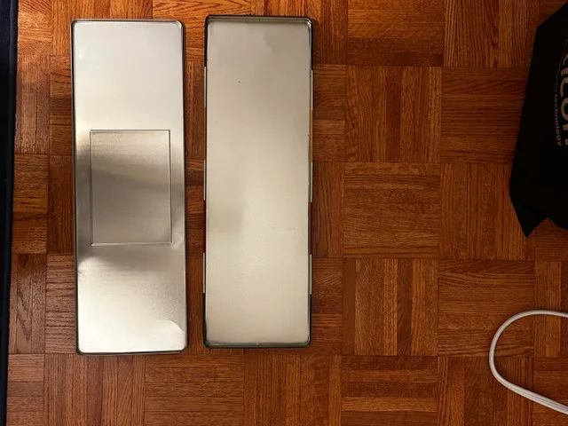 Hudson's Bay Chocolate Bar tin image indicator(3)