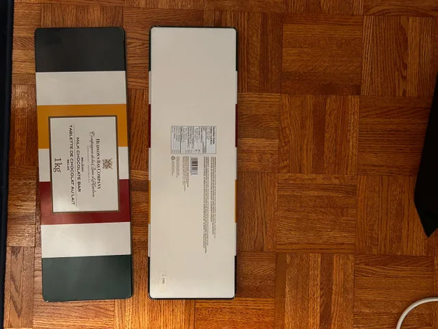 Hudson's Bay Chocolate Bar tin image indicator(4)