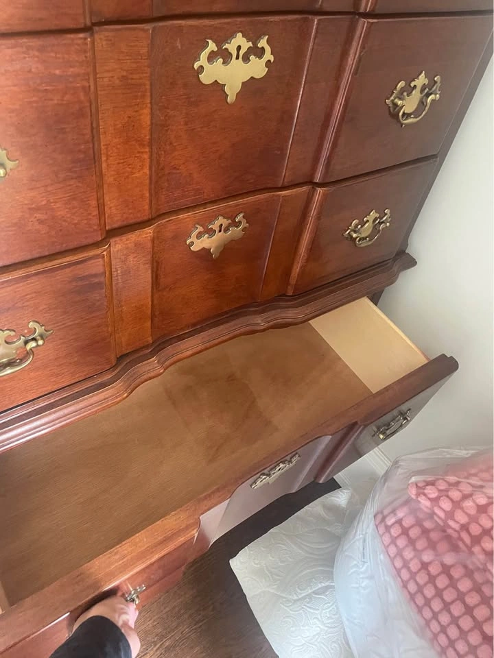 2 Piece Queen Anne Highboy Dresser / Tall chest - photo 3