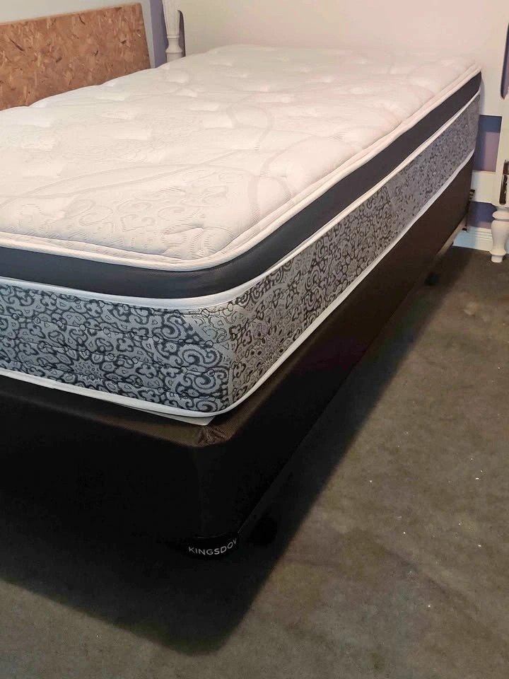 KINGSDOWN Twin bed