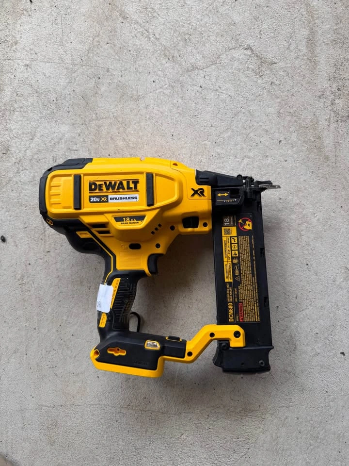 Dewalt Nail Gun - photo 2