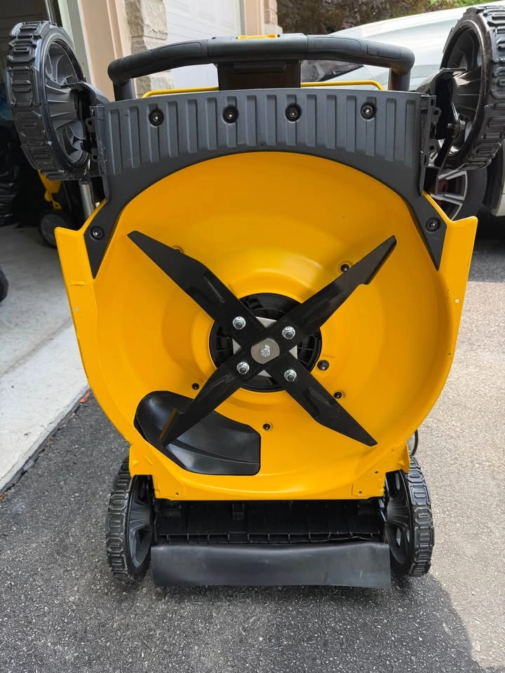 Dewalt Lawn Mower - photo 2