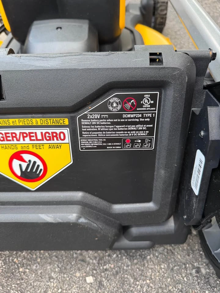 Dewalt Lawn Mower - photo 3