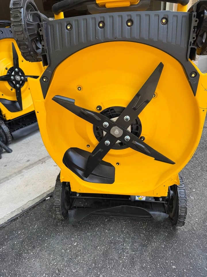 Dewalt Self-Propelled Lawn Mower - photo 3