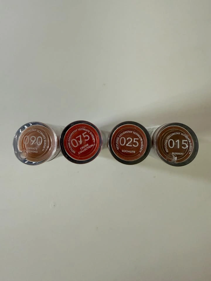 Revlon ColorStay Ultimate Suede Lipstick - photo 2