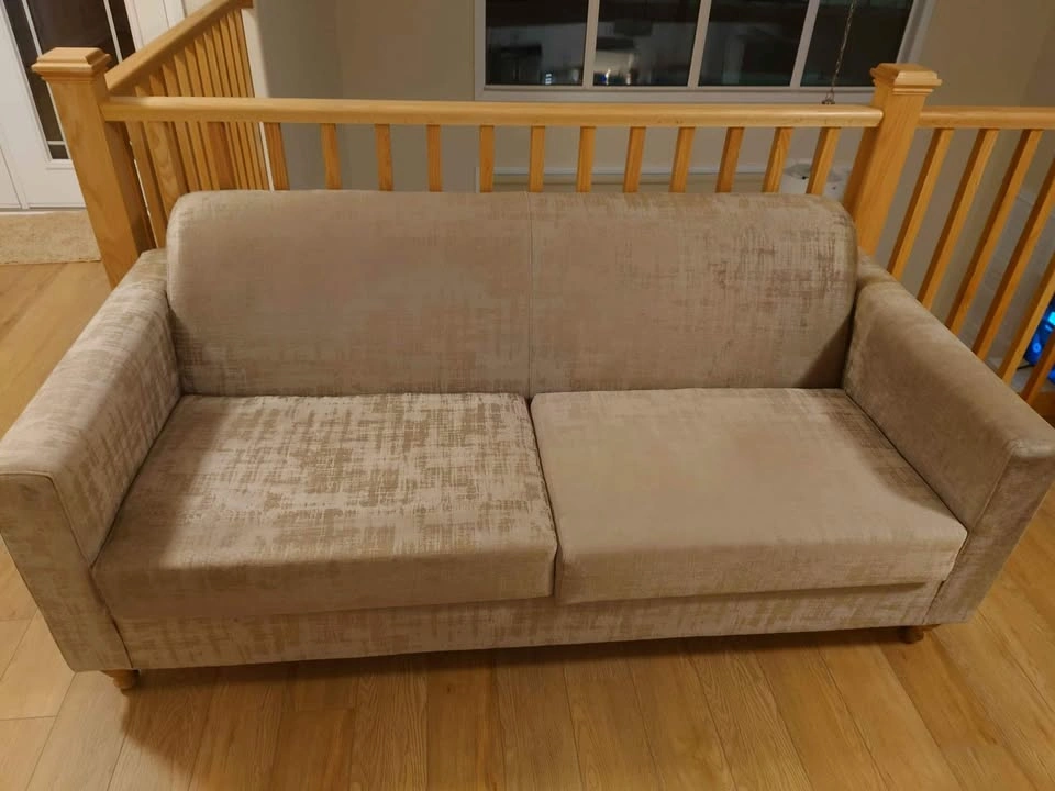 Lightly used set of sofa