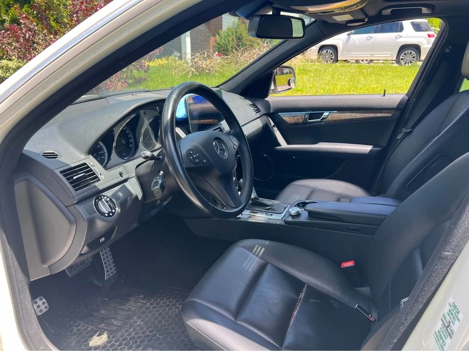 2009 Mercedes-Benz C300 4MATIC - photo 2