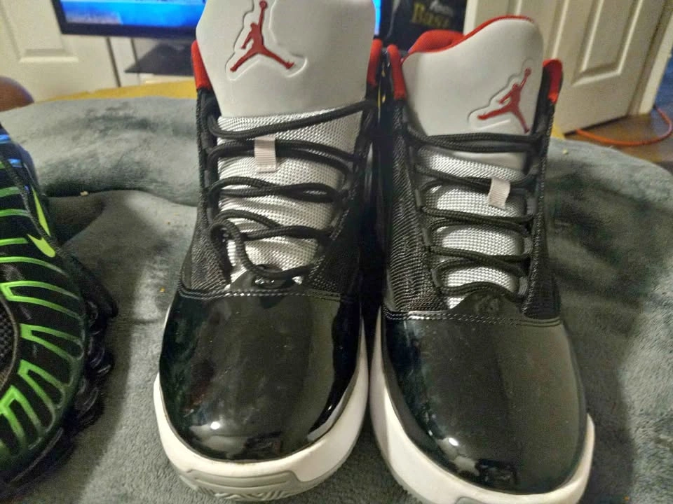 Brand new never worn 10.5