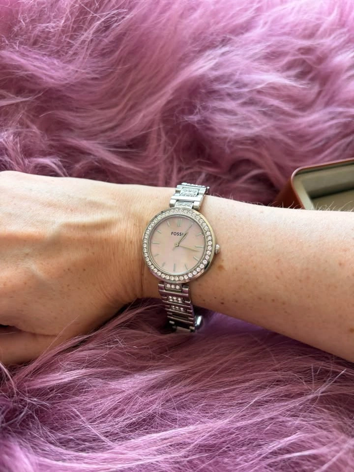 Fossil Women’s Watch, Pink Mother of Pearl Dial. BRAND NEW!! - photo 2