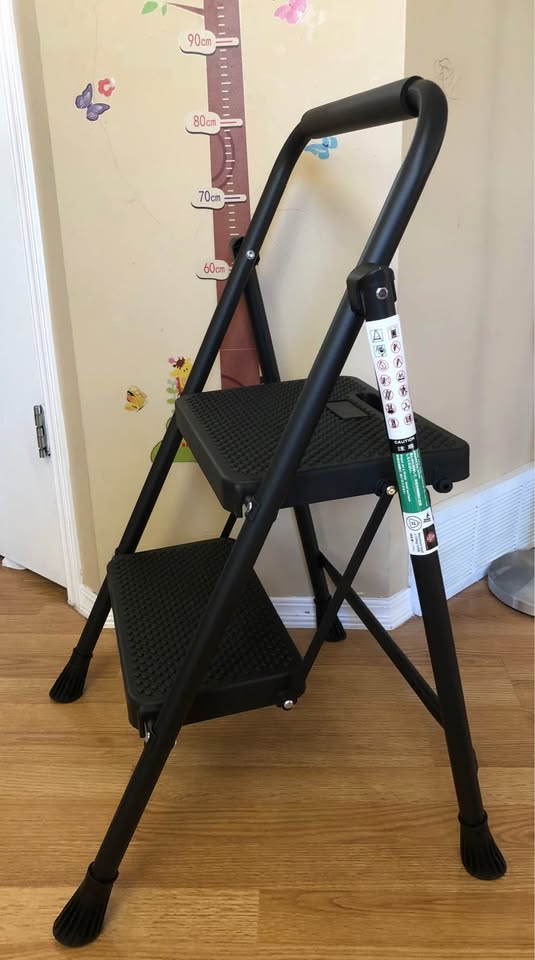 Brand New, Sturdy & Foldable 2-Step Ladder - Great Deal! - photo 2