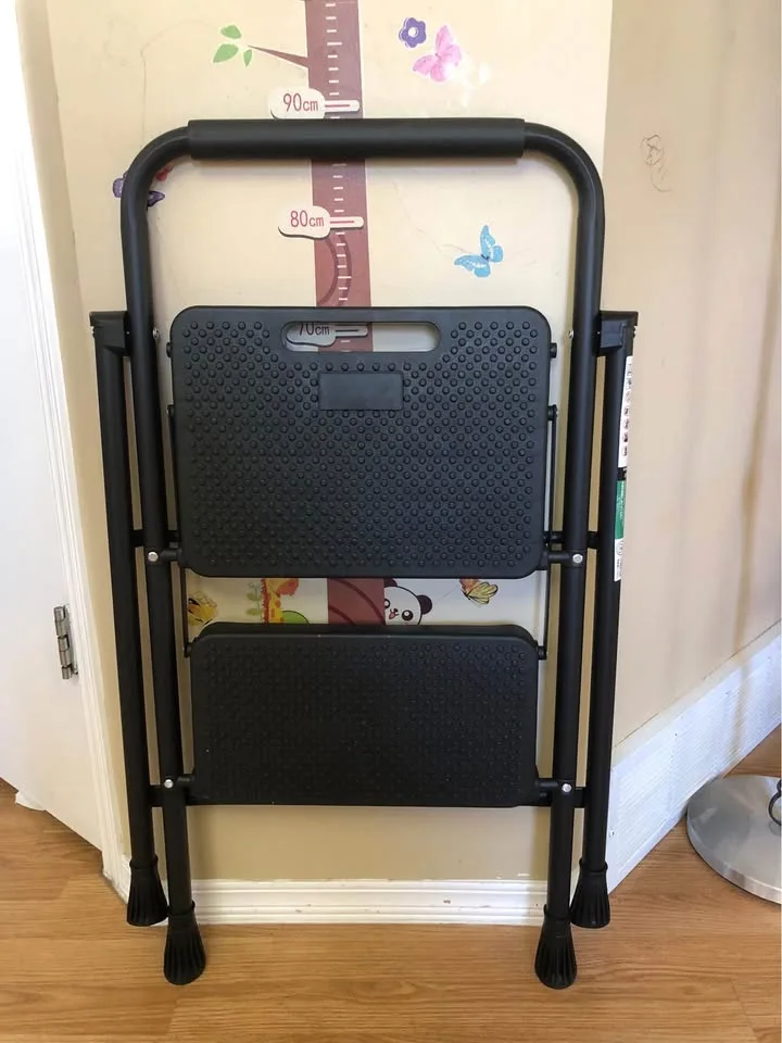 Brand New, Sturdy & Foldable 2-Step Ladder - Great Deal! image indicator(3)