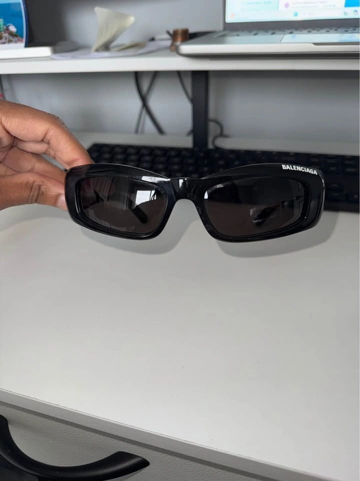Balenciaga sunglasses - photo 4