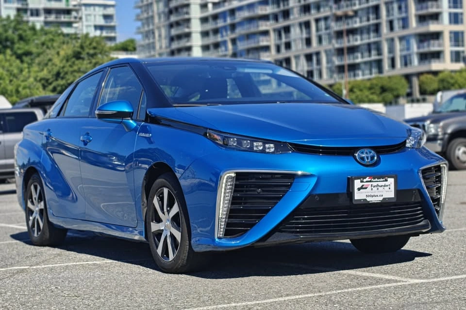 2020 Toyota Mirai - Loaded Electric - photo 2
