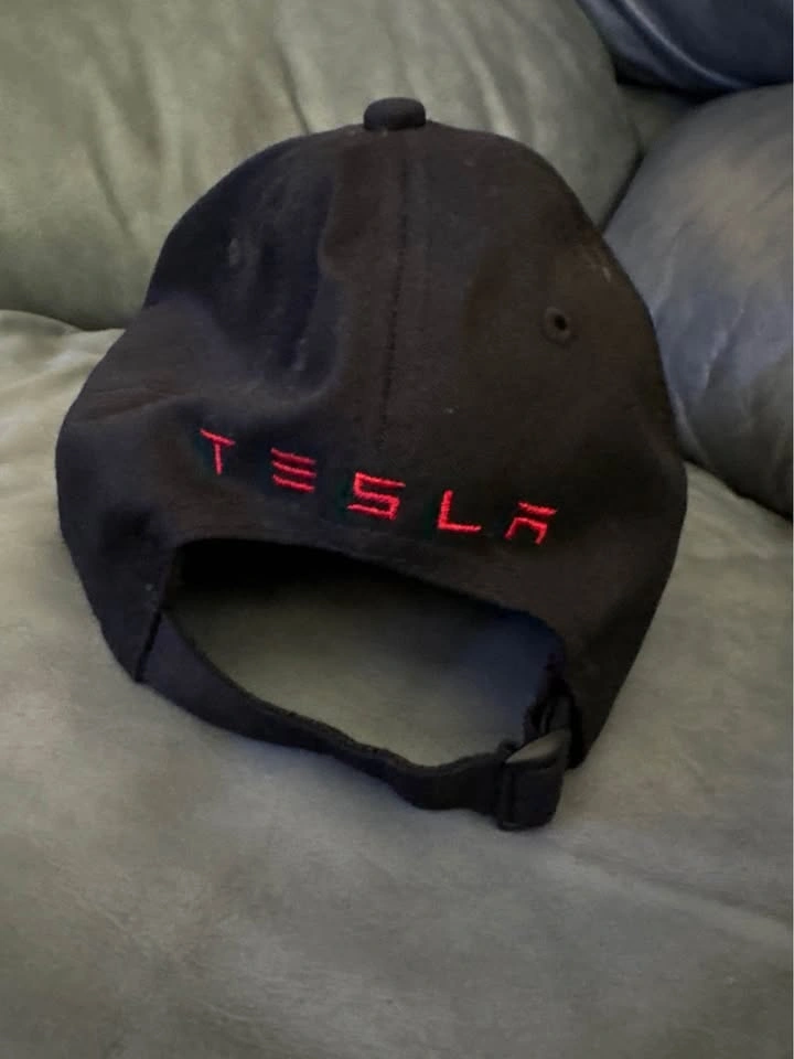 Men’s Official EV Tesla Wordmark Corp Cap – Black - photo 2