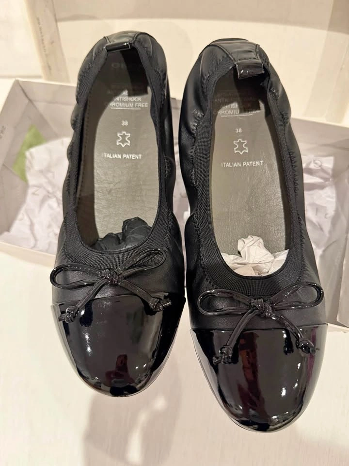 Geox Piuma Bal Black Leather Ballet Flats