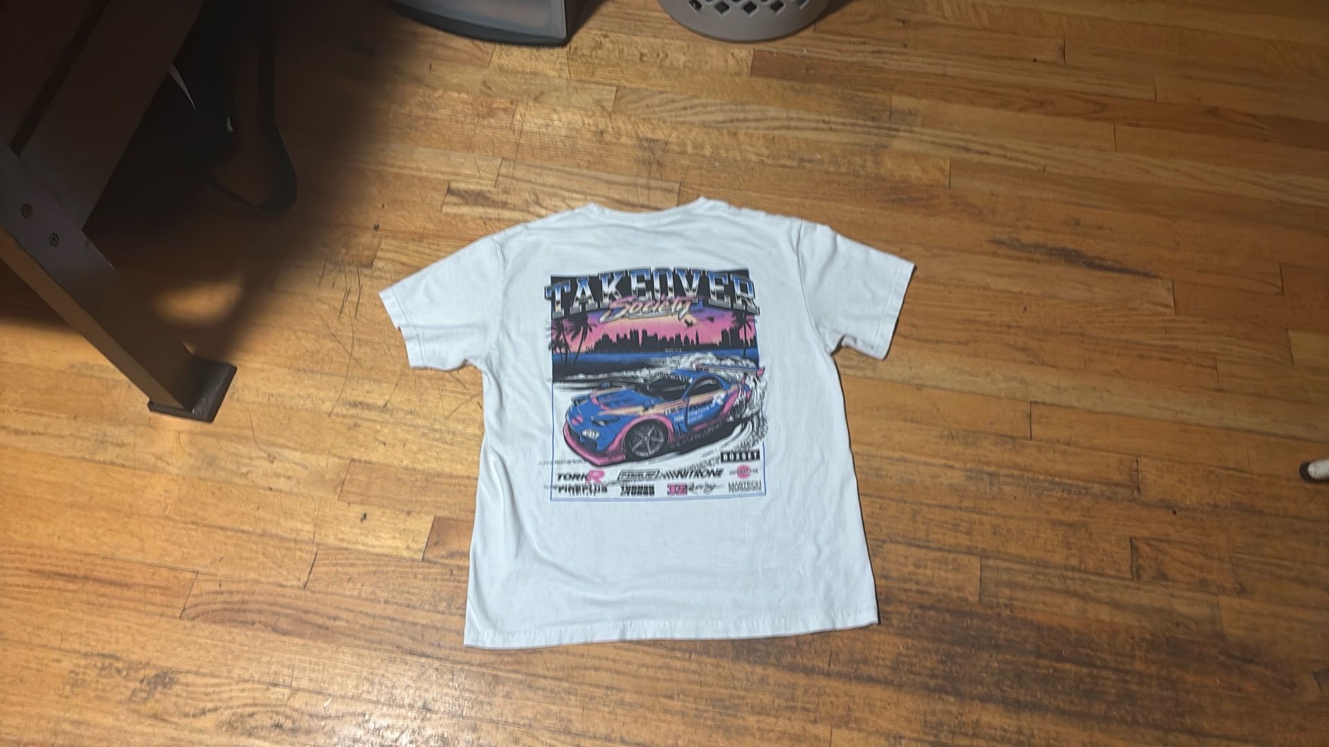 Takeover society graphic tee white m size y2k vintage style - photo 2