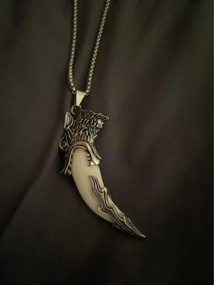 Tooth Necklace - photo 3